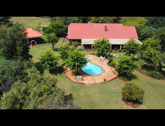 BUSINESS FOR SALE IN DIE HOEWES